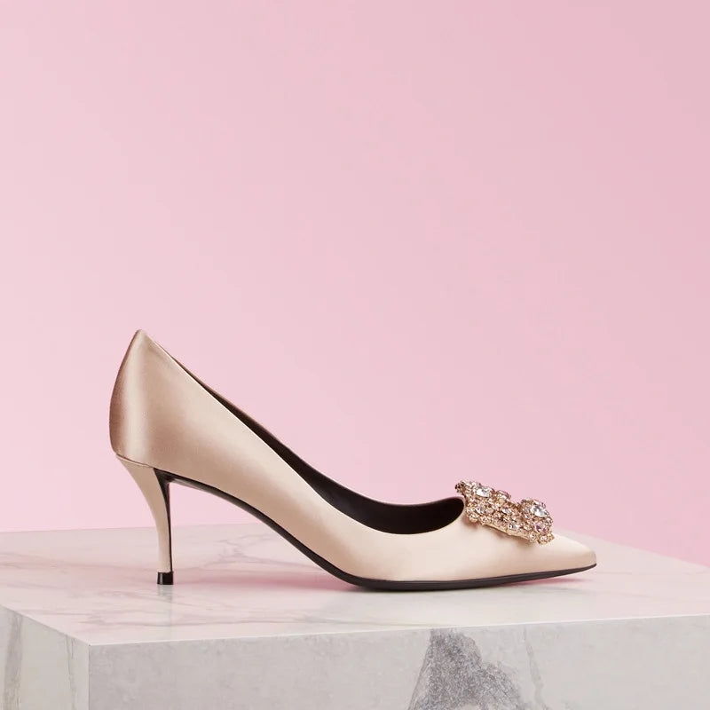 Spring and summer new pointed shallow silk rhinestone flat shoes thin high-heeled banquet dress large size small size women shoe