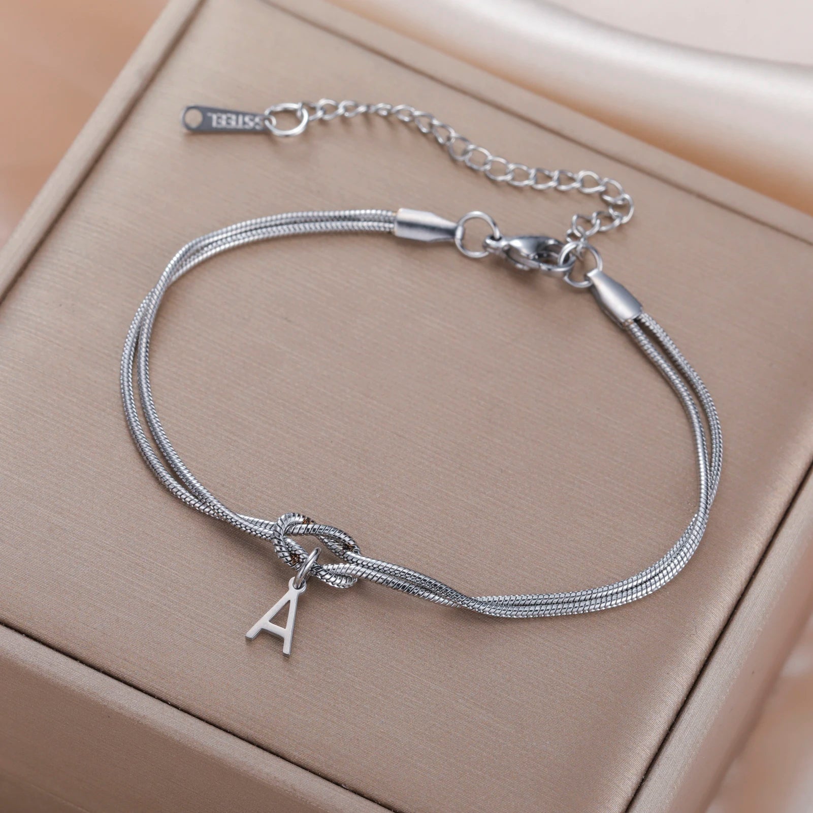 Skyrim Men's and Women's Initial A-Z Pendant Bracelet Stainless Steel Fashion Snake Chain Jewelry Couple Party Gift Wholesale