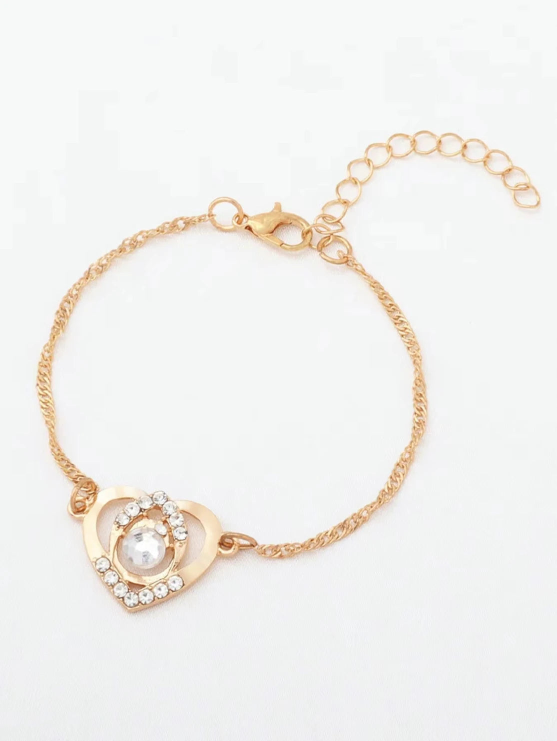4pcs Simpleand Fashionsble cesn hesrt Design,EarringNecklace, Ring snd Brscslst Set, VersstilsAccessoriesfor Banguets, Parties。