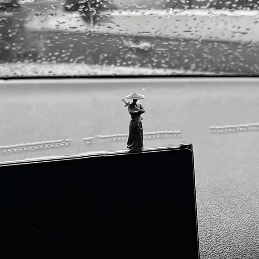 6Pcs/set Mini Chinese Swordsman Figure Exquisite Ancient Car Statue Ornament Cartoon Swordsman Miniatures Interior Decor