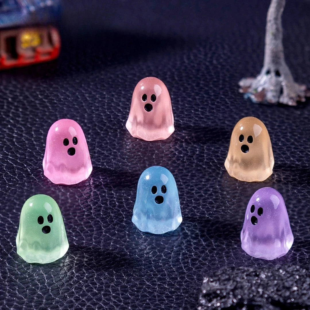 10/20/50pcs Luminous Ghost Figures Glowing At Night Action Figure Mini Micro Landscape Miniatures Halloween Decoration Gifts