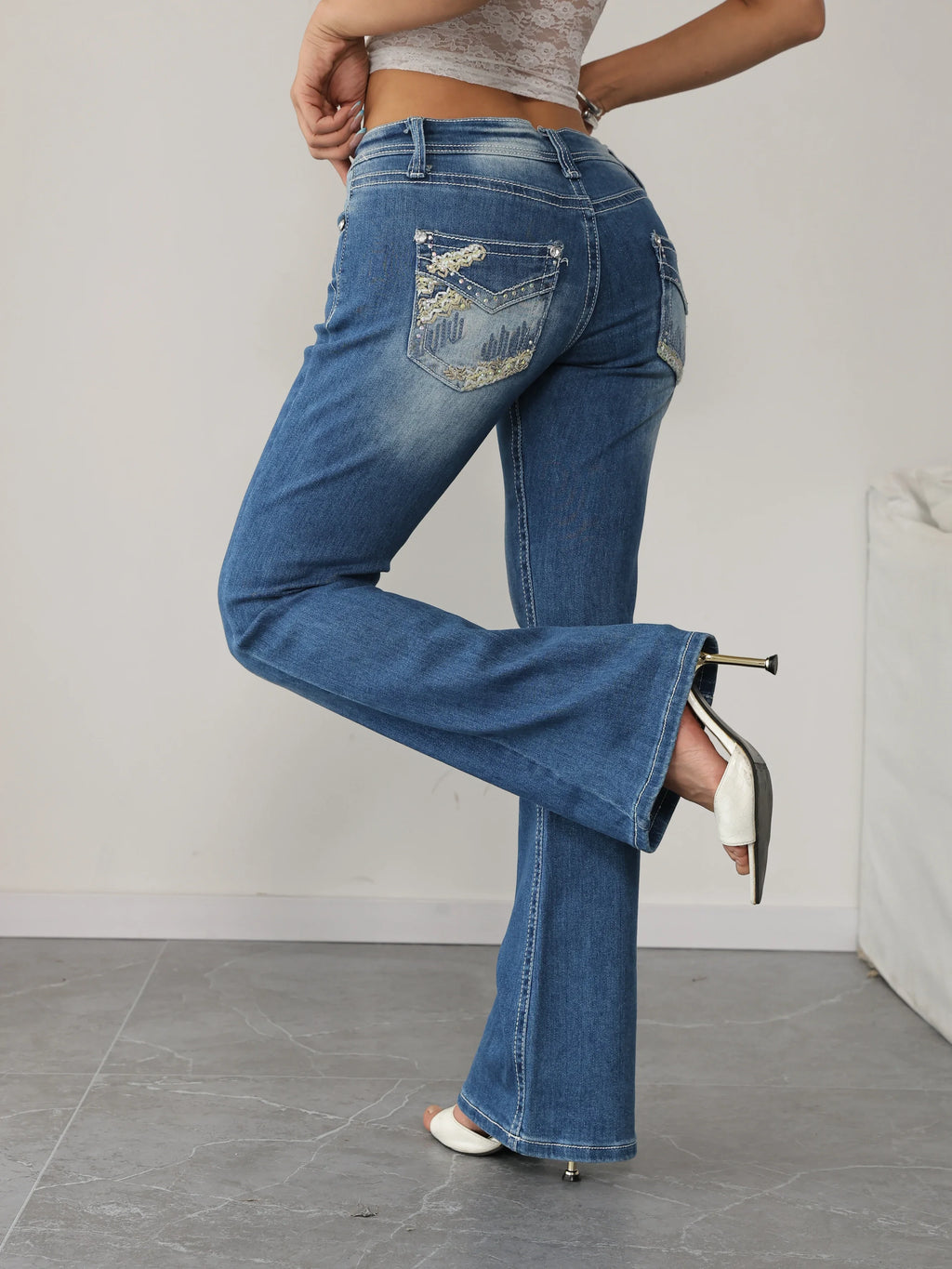 Vintage Straight Leg Jeans Women Cropped High Waist Denim Pants Clothing Casual 90s Streetwear Outfit Elegant Fashion Trousers