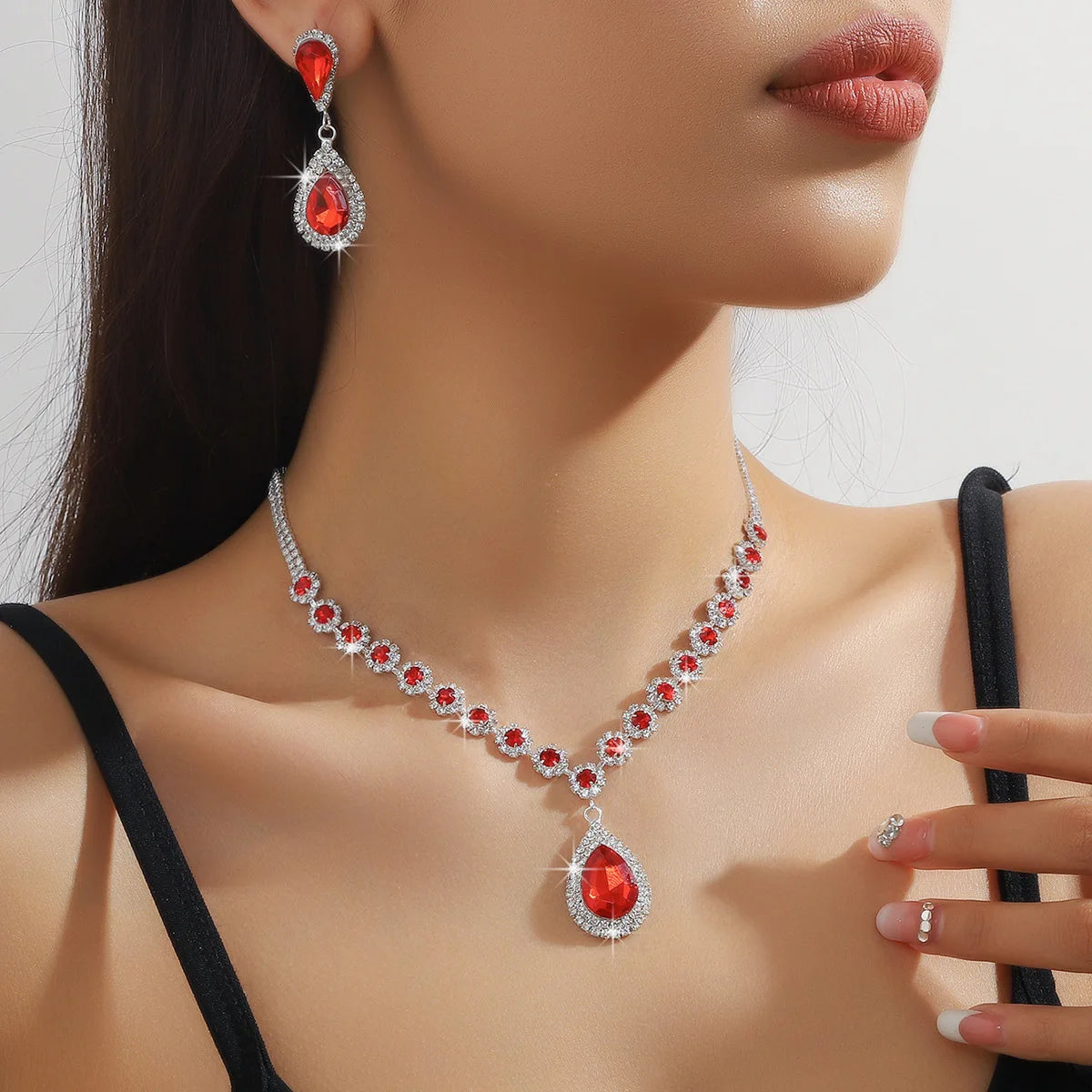 Bridal Jewelry Women's Set Cross-Border European and American Rhinestone Teardrop Necklace and Earrings Two-Piece Set Accessories Fashionable and Versatile