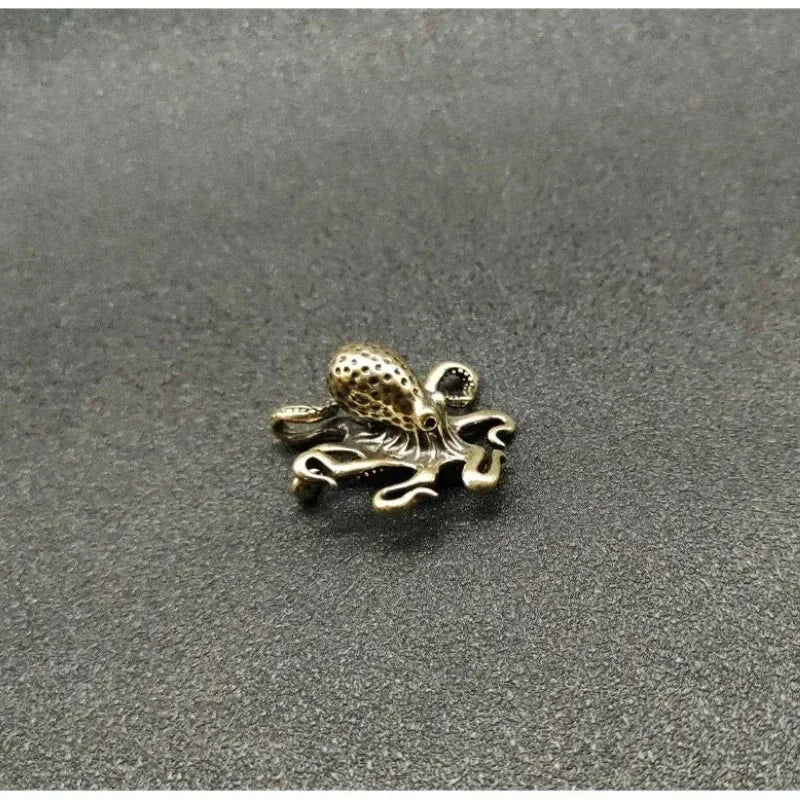 Brass Octopus Home Decoration Antique Copper Animal Figurines Miniatures Desk Ornament Accessories Creative Table Tea Pets Craft