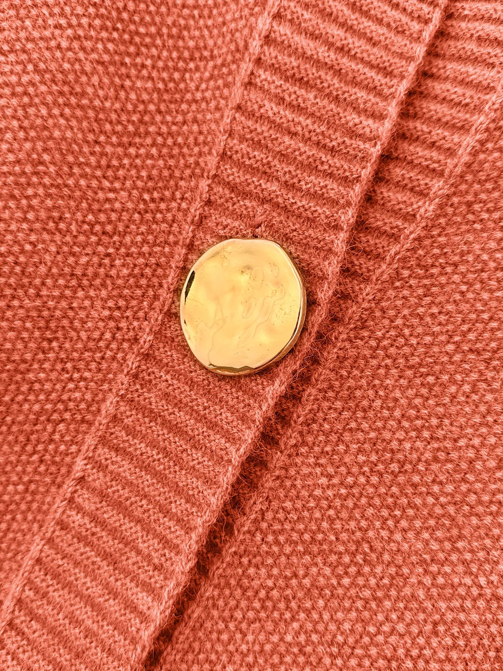 Autumn/Winter New Arrivals casual Loungewear Style Knitted Cardigan With Metallic Buttons Perfect For Autumn/Winter Outfits.