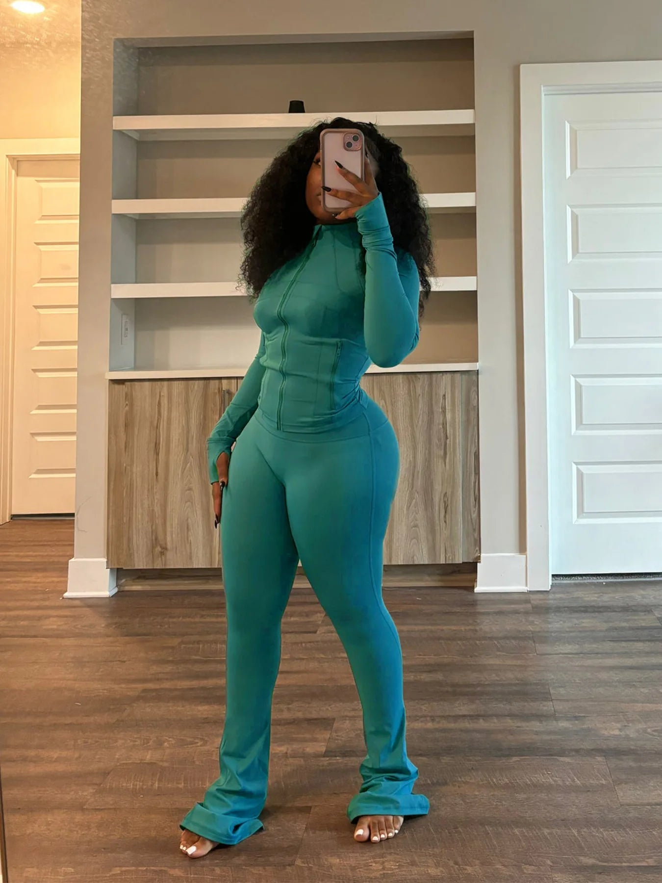 Fall Women Sport Loungewear Sexy Tight Long Sleeve Flared Pants Two Piece Set Active Gym 2 Piece Matching Sets Tracksuit Outfits