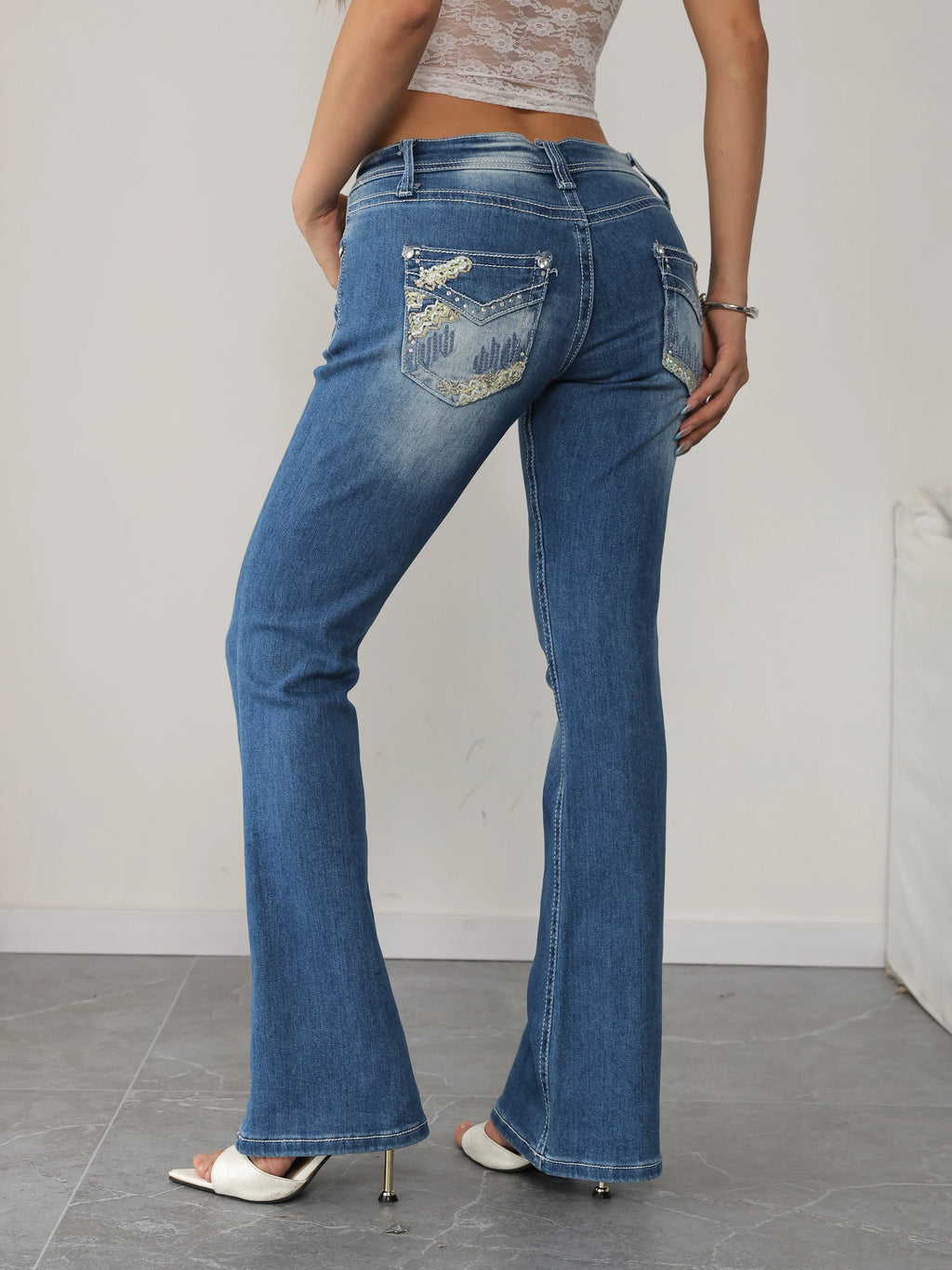 Plus Size High Rise Stretch Flare Jeans for Women Blue Embroidered Denim Pants Casual Loose Fit Slimming Trousers Clothing