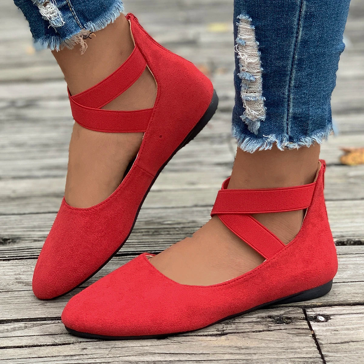 2025 Woman New Daily Flats Shoes Fashion Ankle-wrap Casual Loafers Pointed Toe Shallow Soft Bottom Plus Size Sneakers Women