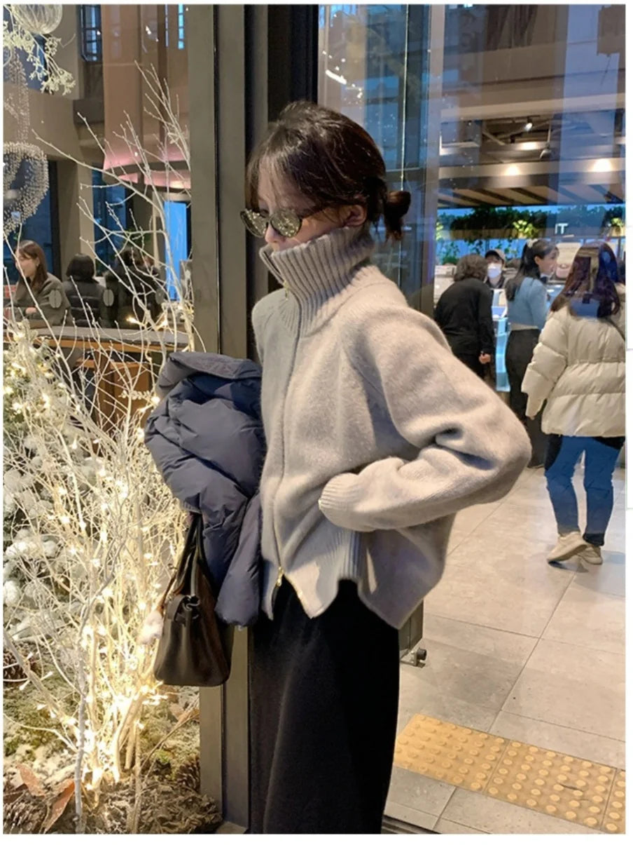 Autumn and winter new zipper cashmere sweater women cardigan lapel sweater coat lazy wind loose.