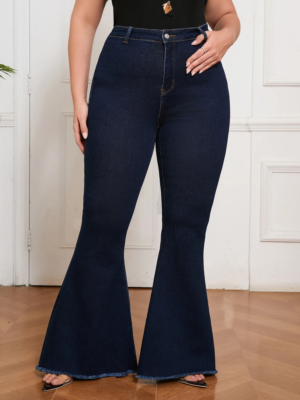 Curvy Fit High Waisted Flared Jeans for Women Plus Size Stretch Denim Pants Elegant Retro Wide Leg Casual Streetwear
