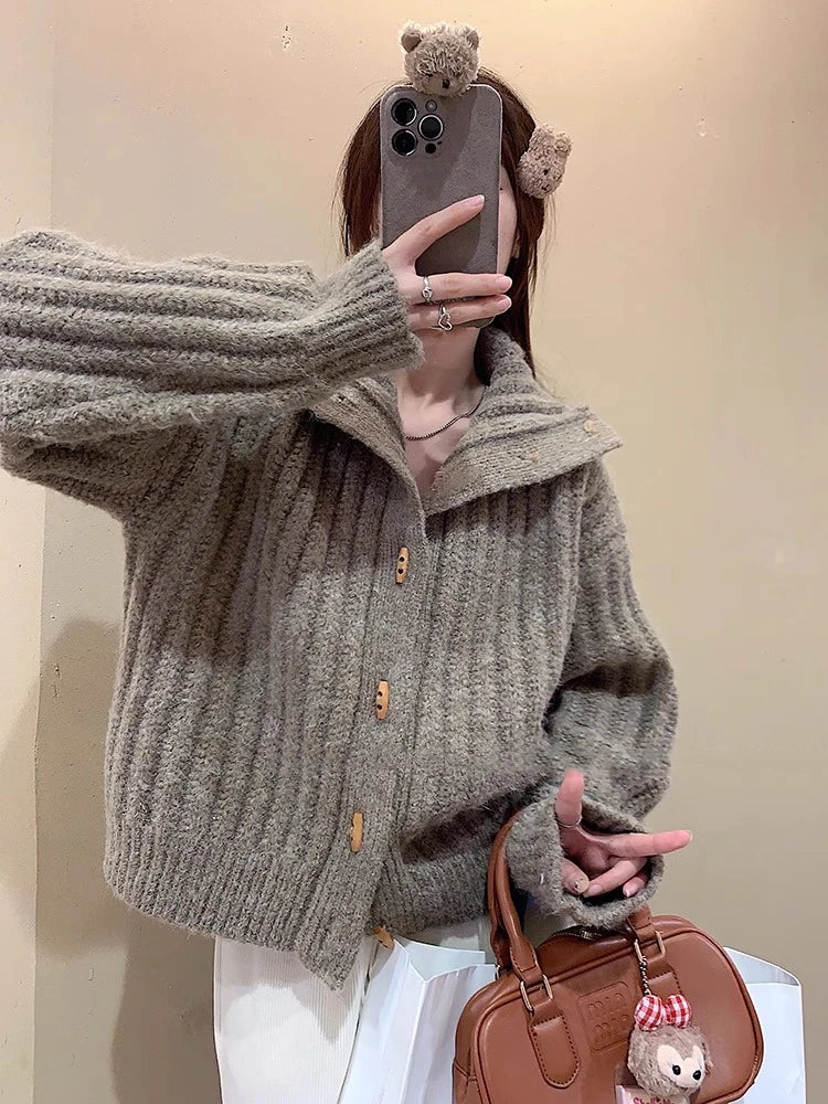 Vintage Horn Buckle Turtleneck Sweater Cardigan Jacket Winter Women's Elegant Loose Thickened Knitted Top