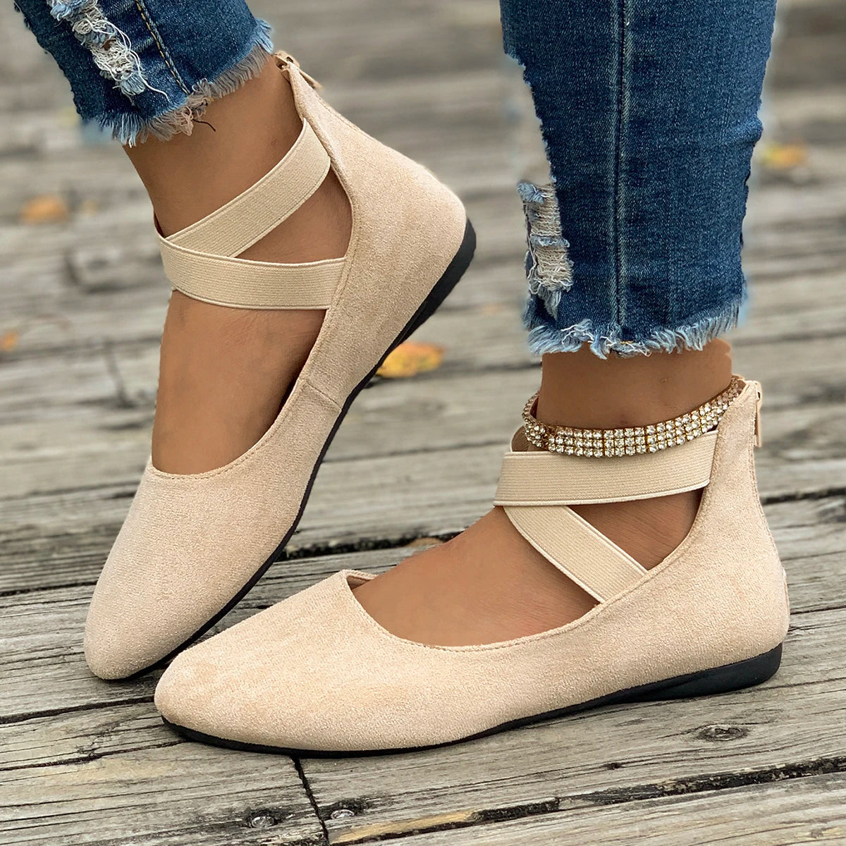 2025 Woman New Daily Flats Shoes Fashion Ankle-wrap Casual Loafers Pointed Toe Shallow Soft Bottom Plus Size Sneakers Women