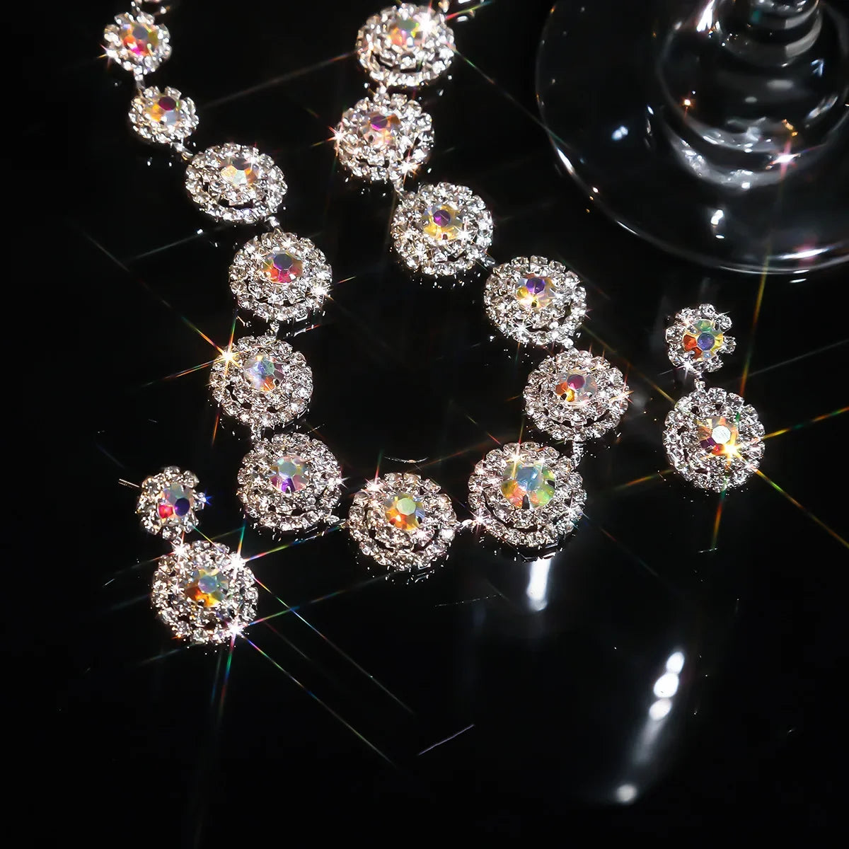 Elegant Rhinestone Jewelry Set Necklace & Dangle Earrings for Party Daily Clothing DecorTrendy All-match & Exquisite Jewelry