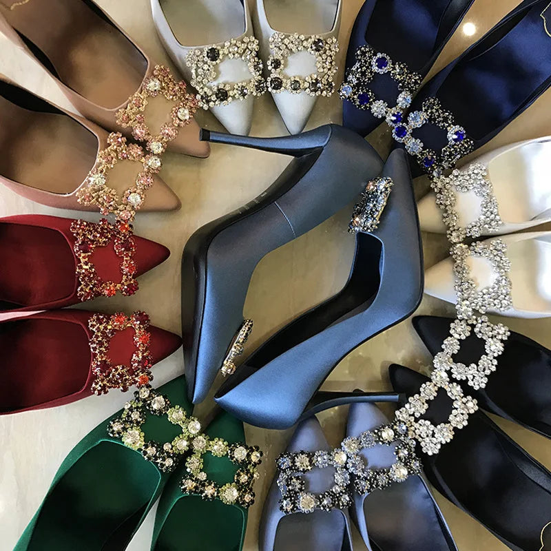 Spring and summer new pointed shallow silk rhinestone flat shoes thin high-heeled banquet dress large size small size women shoe