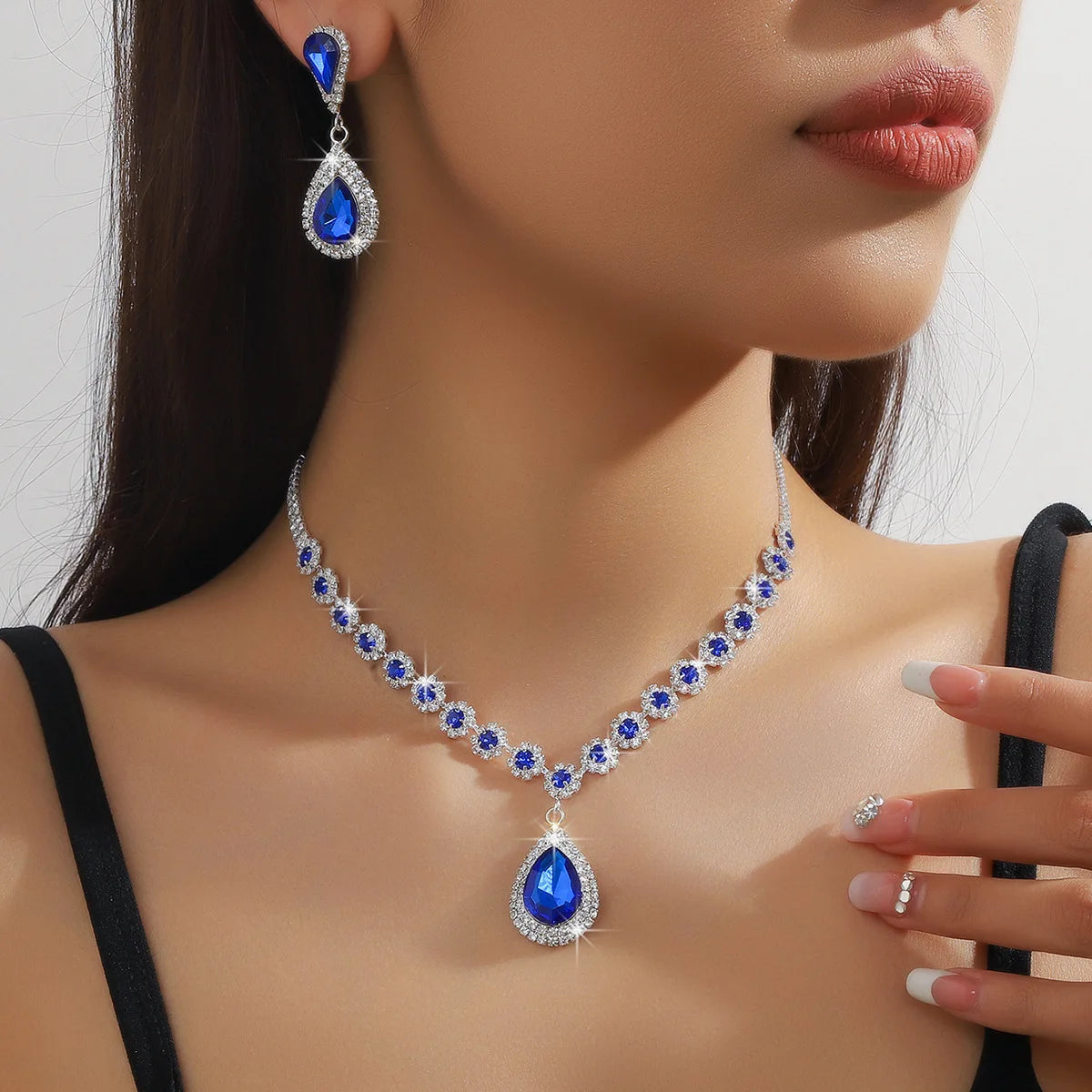 Bridal Jewelry Women's Set Cross-Border European and American Rhinestone Teardrop Necklace and Earrings Two-Piece Set Accessories Fashionable and Versatile
