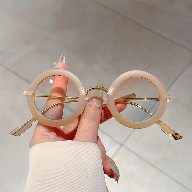 Luxury Brand Designer Round Sunglasses Women For Men 2025 New Popular Vintage Sun Glasses Punk Rivet Metal Steampunk Eyewear