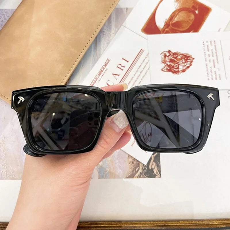 Classic Outdoor Driving Rivet Square Sunglasses Women For Men Popular Luxury Brand Designer Vintage Sun Glasses Punk Eyeglasses
