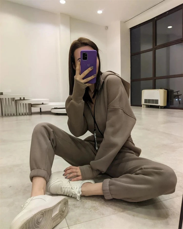 2024 ladies fall and winter one-piece sweatpants suit Zip-up hooded Jumpsuits tracksuit Sportswear