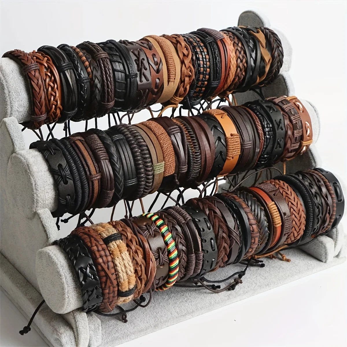 20PCS Random Style Men's Women's Webbing, Rope,Leather Bracelet Classical Festive Women Gift(Including But Not Limited to Pic)