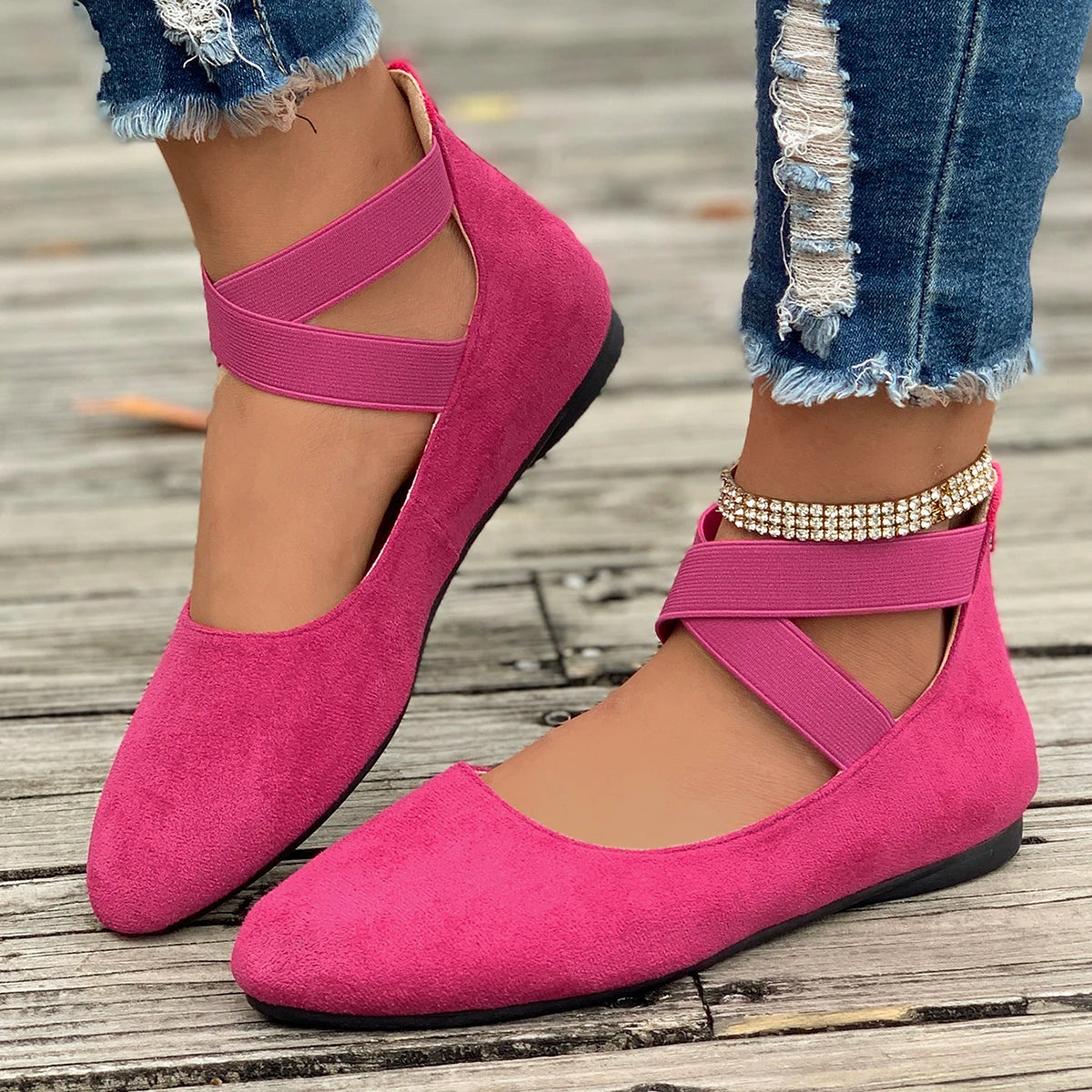 2025 Woman New Daily Flats Shoes Fashion Ankle-wrap Casual Loafers Pointed Toe Shallow Soft Bottom Plus Size Sneakers Women