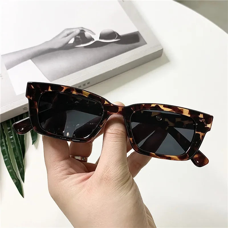 New Fashion Vintage Sunglasses Women Brand Designer Retro Rectangle Sun Glasses Female Ins Popular Square Eyewear Lentes De Sol